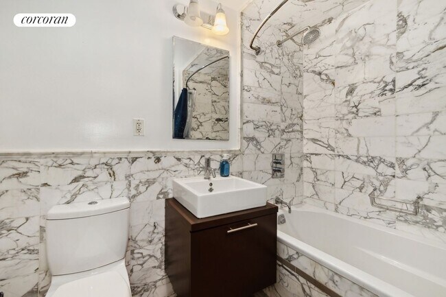 Foto del edificio - 107 E 31st St