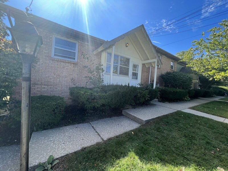 2066 Andrew St SE, Kentwood, MI 49508 Condo for Rent in Kentwood, MI