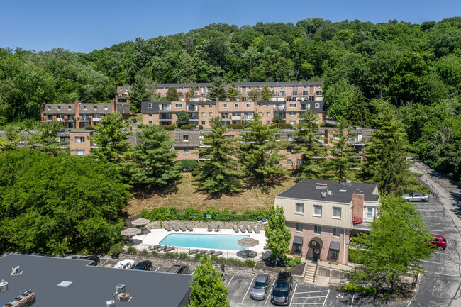 Gorgeous Landscape & Scenery - The Trails at Mariemont