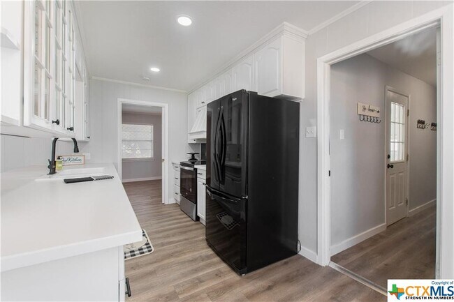 Building Photo - 1812 Southshore Spur