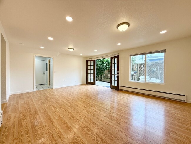 Foto del edificio - Coastal Living at its Finest (In-Law Suite...