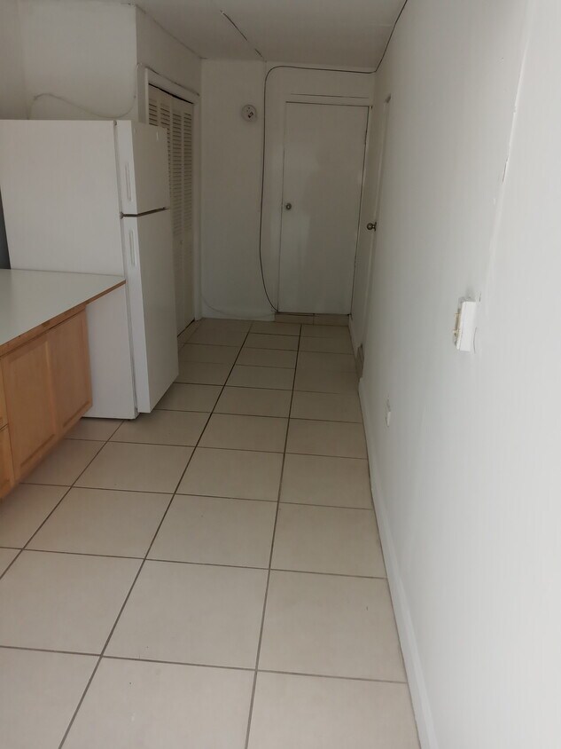 Foto del edificio - 2282 SW 15th St