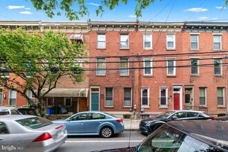 Building Photo - 2016 Bainbridge St