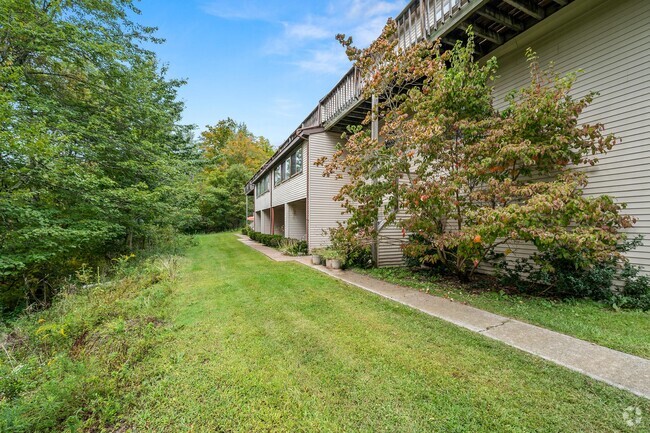 Building Photo - Mountain View Apartments