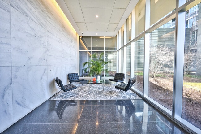 Building Photo - 9715 Woods Dr
