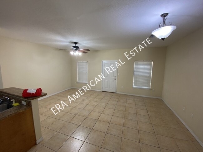 Building Photo - 96 2nd Ave