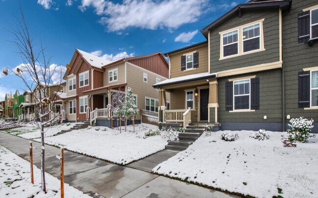 Building Photo - 2910 Low Meadow Blvd