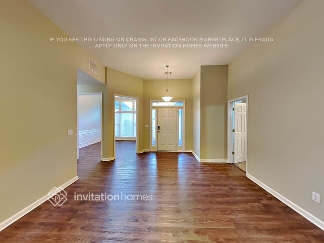 Building Photo - 2015 Henderson Way NW