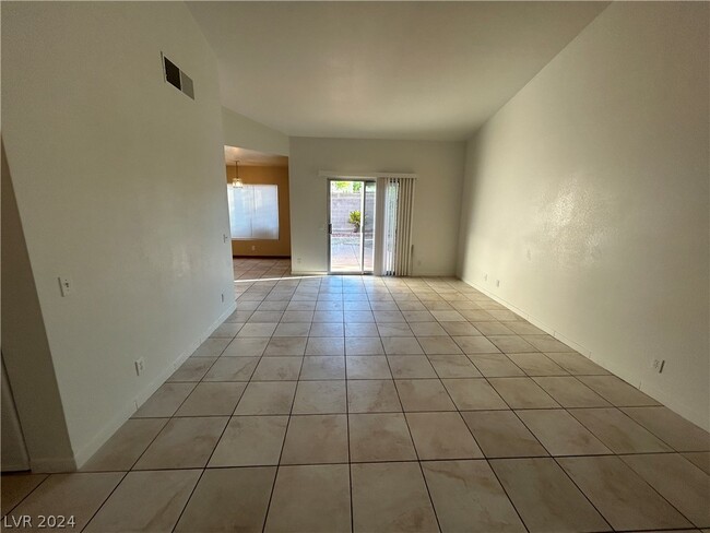 Building Photo - 4718 Checker Way