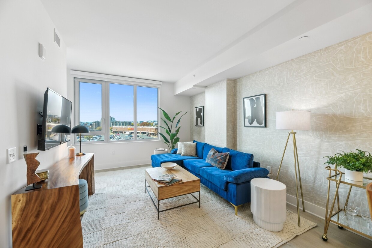 Link Apartments® H Street - Link Apartments® H Street