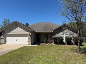 Building Photo - 2403 Lancashire Ln