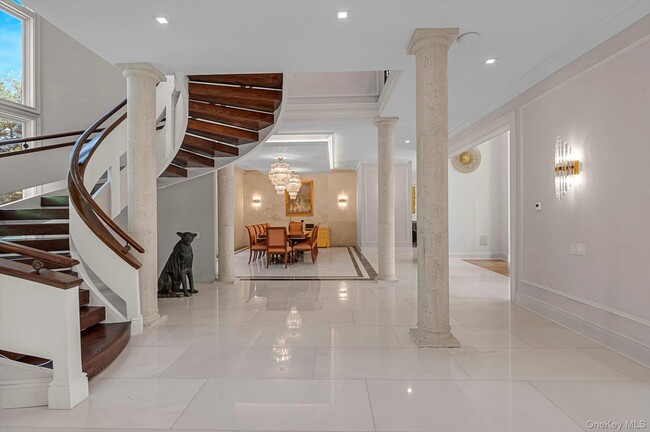 Building Photo - 55 Coves Run