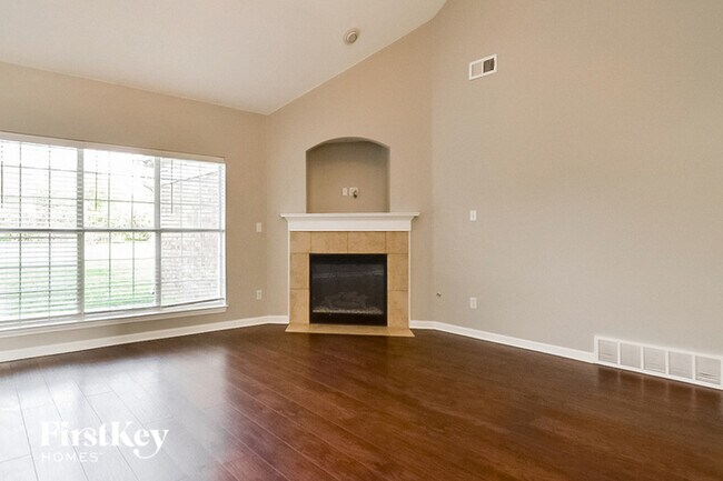 Building Photo - 5013 Gertrude Dr