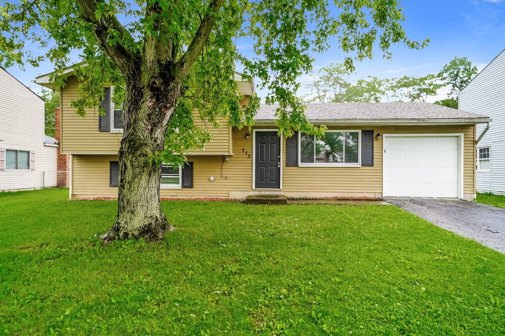 113 Greenlake St, Galloway, OH 43119 House Rental in Galloway, OH