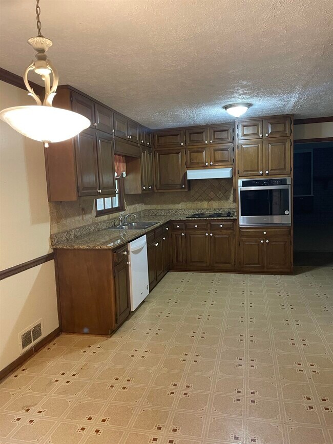 Foto del edificio - 1409 Old Pines Way