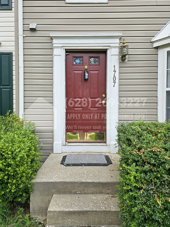 Building Photo - 1707 Barnwood Ct