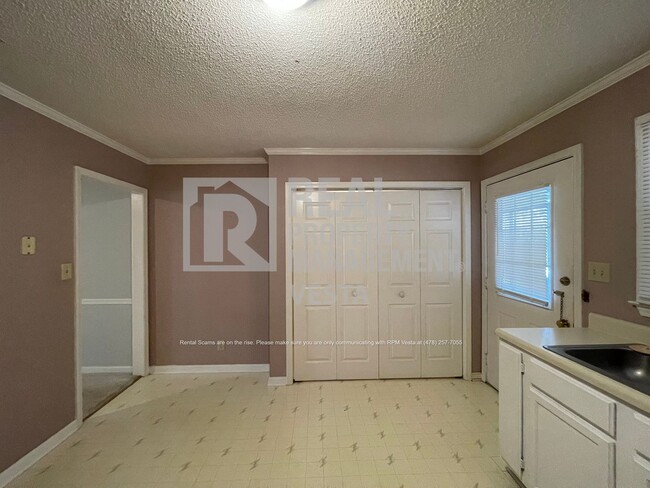 Foto del edificio - Two Bedroom Townhome In North Macon!