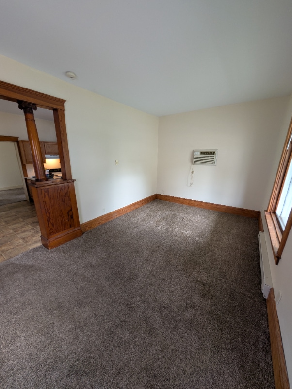 Building Photo - 1827 Bellinger St