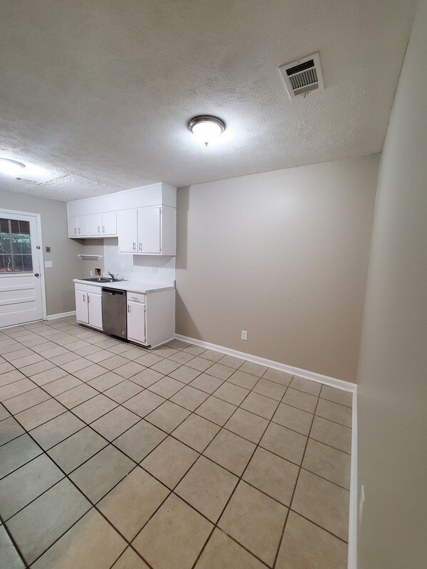 Foto del edificio - 245 Kimberly Way SW