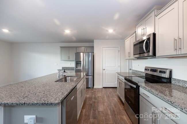 Building Photo - 2125 Allium Dr