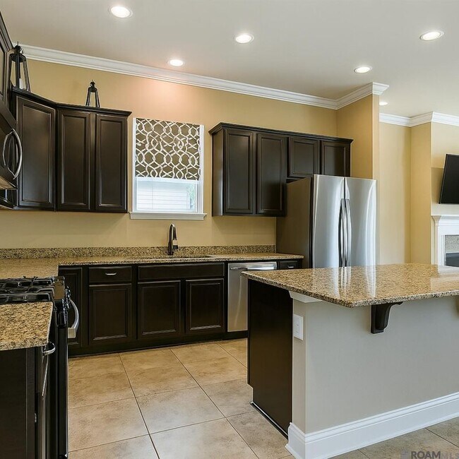 Building Photo - 7023 Myrtle Bluff Dr