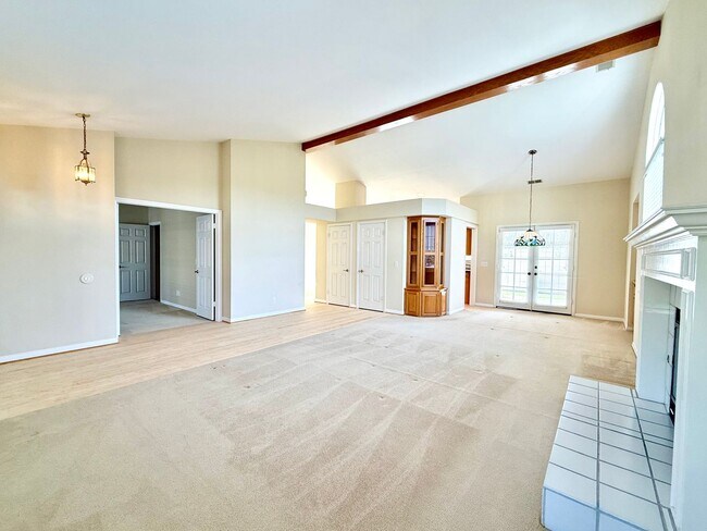 Foto del edificio - Kellogg School District Home with pool and tennis court access