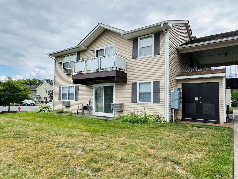 Primary Photo - 100 Hillside Dr