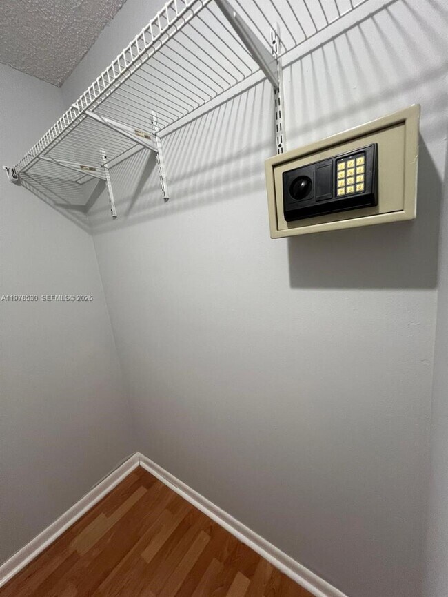 Building Photo - 15600 SW 80th St