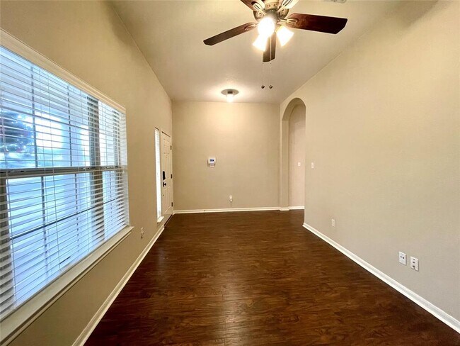 Foto del edificio - 228 Chandler Crossing Trail
