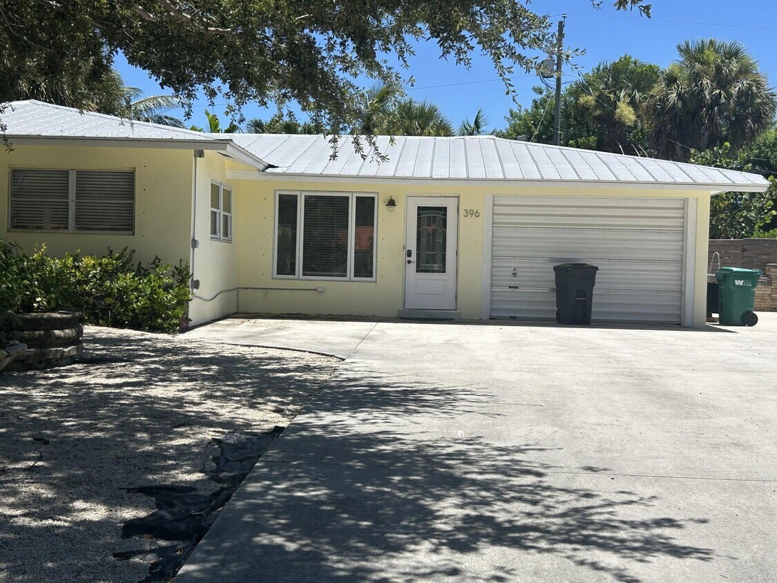 Foto principal - 396 Tequesta Dr