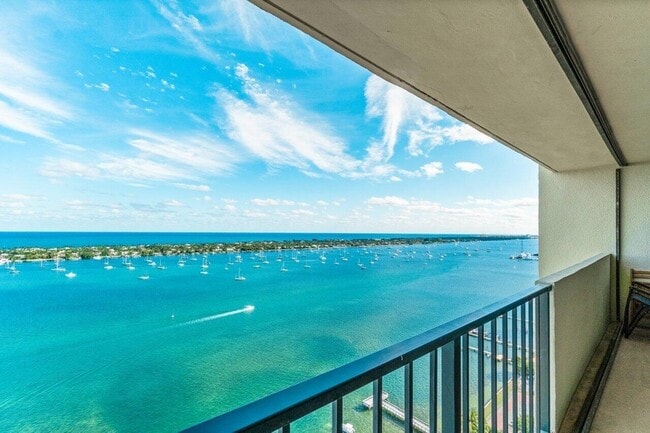 Photo - 5600 N Flagler Dr Apartment