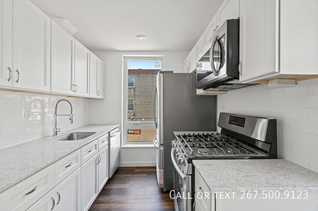 Building Photo - Newly built 1BR apartment available for De...