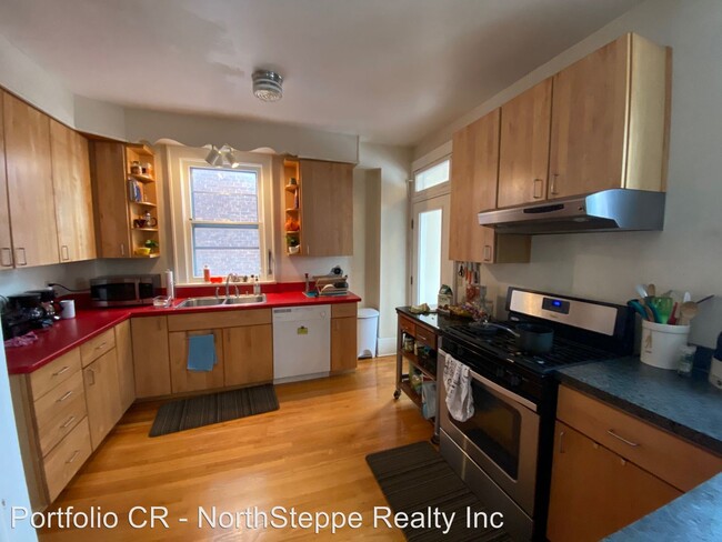 Building Photo - 1483 Belmont Ave