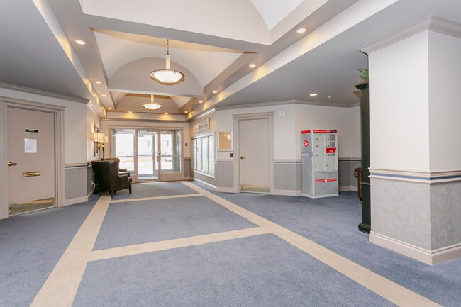Foyer - 9741 110 St NW