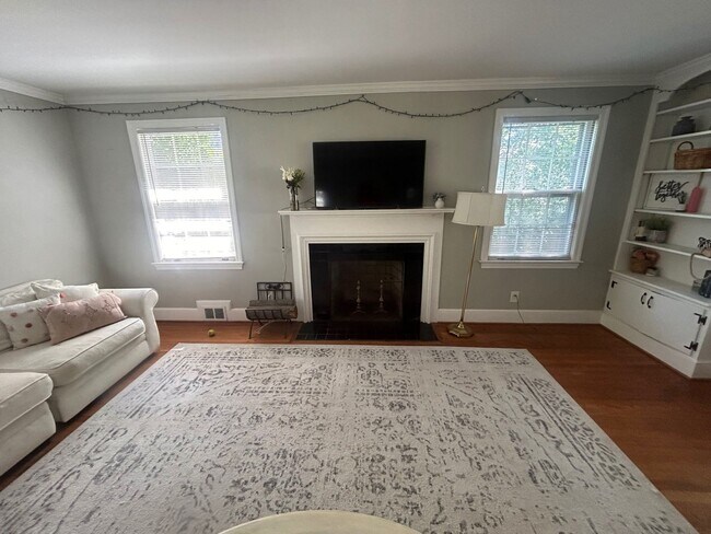 Foto del edificio - 3119 Trenholm Rd