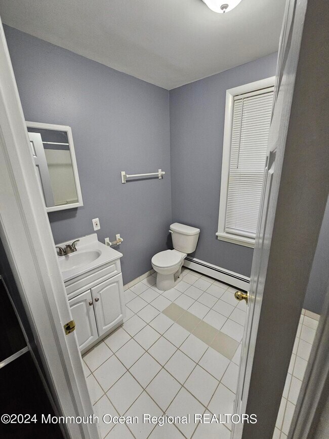 2116 43rd St, Pennsauken Township, NJ 08110 Room for Rent in