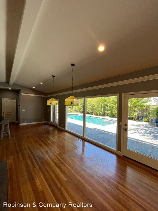 Foto del edificio - 3 br, 2.5 bath House - 15 Lloyden Drive