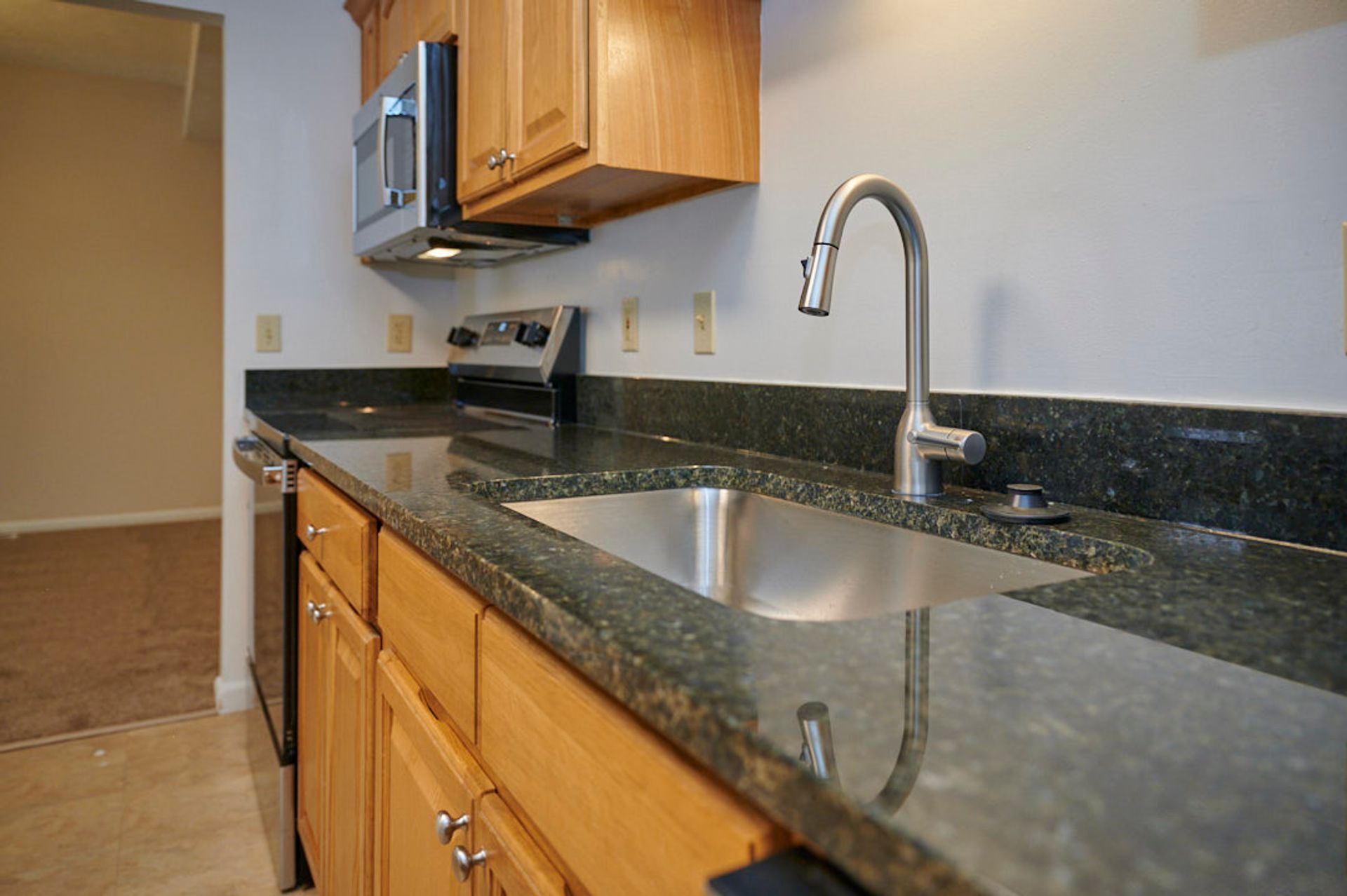 Grand Bay Apartments and Townhomes – photo 5
