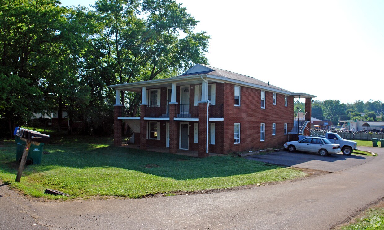 Primary Photo - 2506-2514 Cecelia Ave