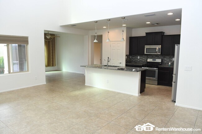 Foto del edificio - 26720 N 14th Ln