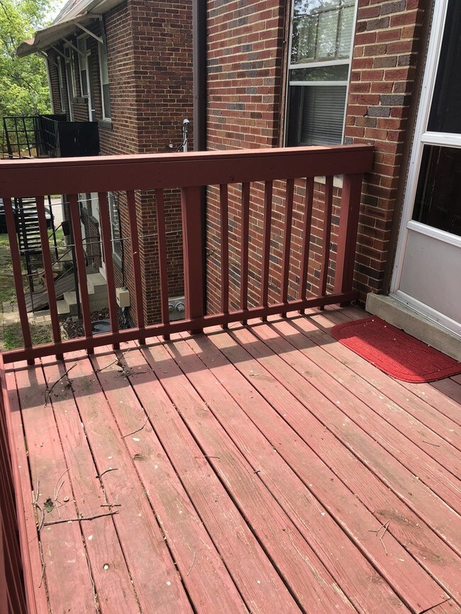 Foto del edificio - 3114 Indianola Ave