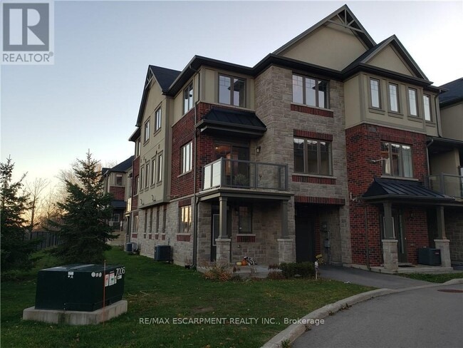 Photo du bâtiment - 1169 Garner Rd E