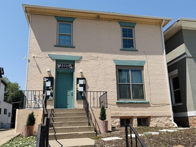 Foto del edificio - 2535 Adams Ave
