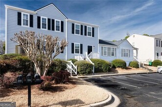 Building Photo - 547 Harbor Lake Ct