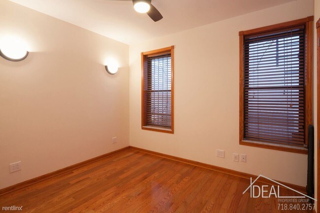 Building Photo - 811 8th Ave