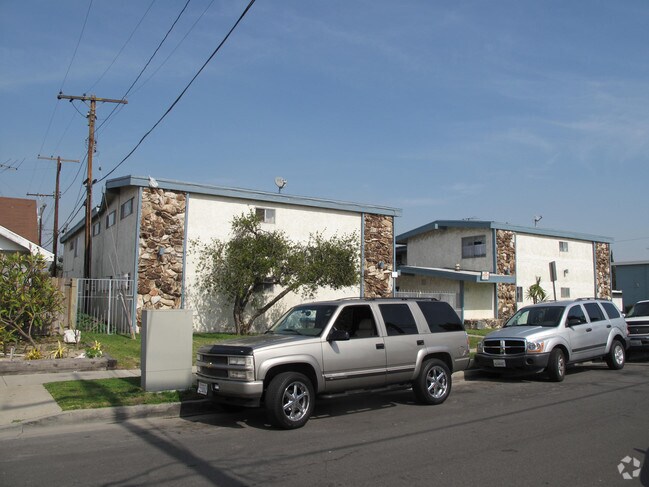Building Photo - 505 E Lomita Blvd