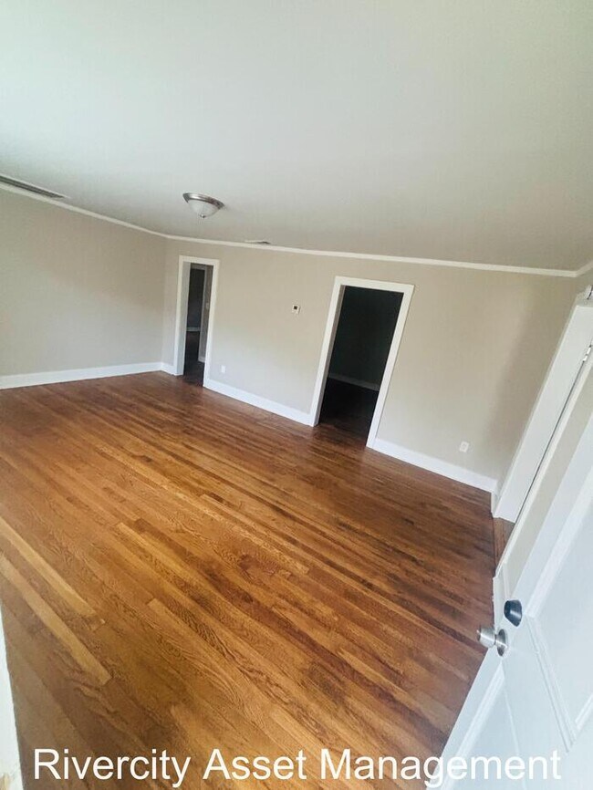 Building Photo - A Must See Gem Located In Frayser!!!! Section 8 Welcomed !!!!!