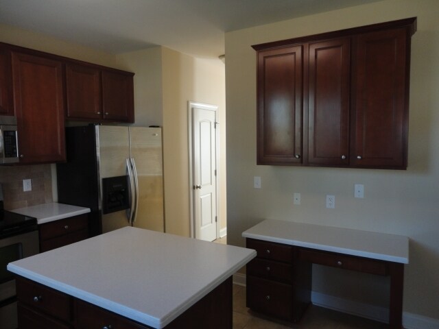 Foto del edificio - 203 Mahogany Drive