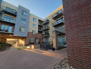 Building Photo - 3601 Arapahoe Ave