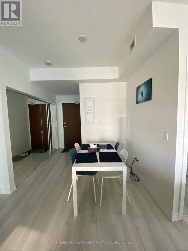 Building Photo - 115 McMahon Dr